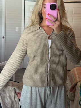 Abercrombie Pearl Sweater